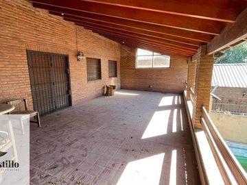 Casa en venta de 4 dormitorios en Ituzaingó Norte