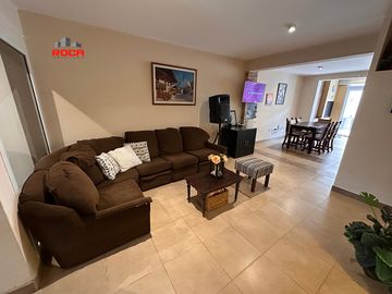 Duplex en venta en Huaico a metros de Av. Bolivia