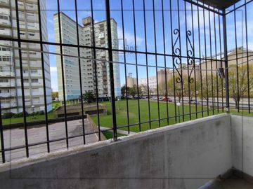 Venta O Permuta. Departamento 3 Amb. En Las Torres De 9 De Julio Al 5600