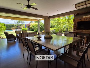 B °Pueyrredon Categoría Cubierta 428 m2 Lote 1200 m2