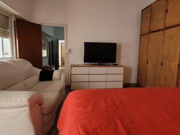 Casa  terreno propio 8,66 x 24,65 mts  3 Ambientes Gran Patio Quincho Parrilla