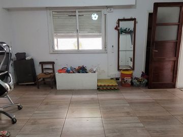Casa  terreno propio 8,66 x 24,65 mts  3 Ambientes Gran Patio Quincho Parrilla