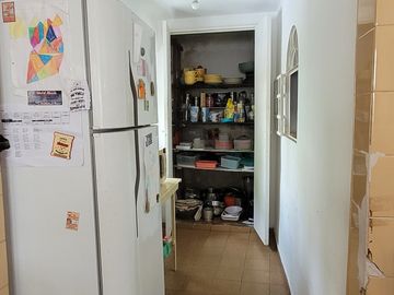Casa  terreno propio 8,66 x 24,65 mts  3 Ambientes Gran Patio Quincho Parrilla