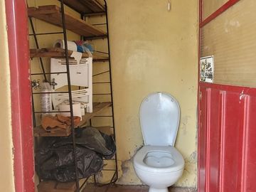 Casa  terreno propio 8,66 x 24,65 mts  3 Ambientes Gran Patio Quincho Parrilla