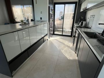 Casa en venta de 3 dormitorios c/ cochera en Los Talas