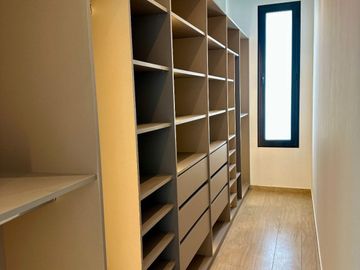 Casa en venta de 3 dormitorios c/ cochera en Los Talas