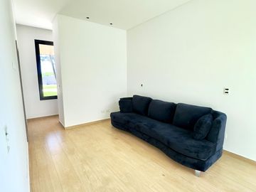 Casa en venta de 3 dormitorios c/ cochera en Los Talas