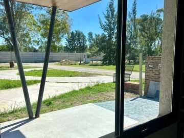 Casa en venta de 3 dormitorios c/ cochera en Los Talas