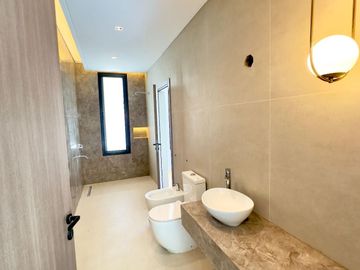 Casa en venta de 3 dormitorios c/ cochera en Los Talas