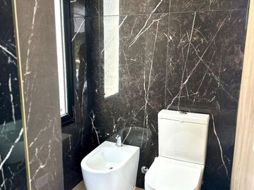 Casa en venta de 3 dormitorios c/ cochera en Los Talas