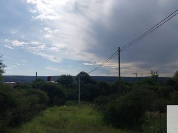 Venta Lote en San Lorenzo en Loteo “El Alto”-T135SL