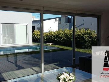 Casa en venta de 3 dormitorios en La Reserva