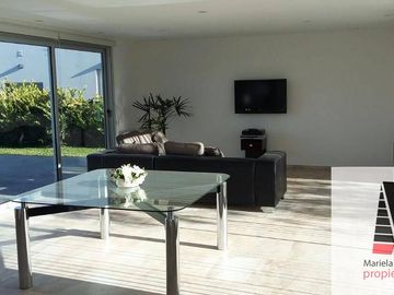 Casa en venta de 3 dormitorios en La Reserva