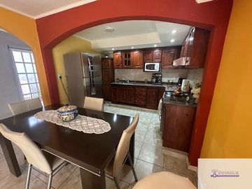 Casa en venta de 2 dormitorios c/ cochera en 9 de Julio