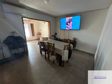 Casa en venta de 2 dormitorios c/ cochera en 9 de Julio