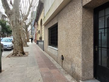 Casa 5 Ambientes sobre terreno propio Patio Terraza