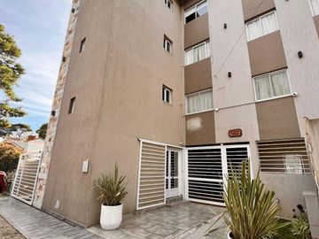 PH en venta de 2 ambientes en San Bernardo