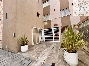 PH en venta de 2 ambientes en San Bernardo