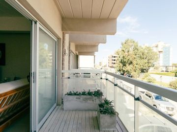 Departamento en venta de 2 dormitorios c/ cochera en Monte Hermoso
