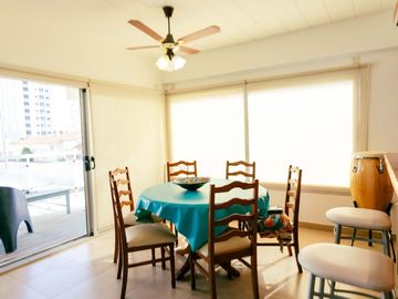 Departamento en venta de 2 dormitorios c/ cochera en Monte Hermoso