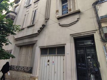 VENTA PH, con Patio y bajas Expensas. Silencioso. Luminoso!!!