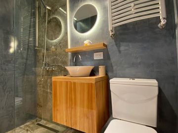 Venta Departamento 3 ambientes al frente. Zona Plaza Mitre