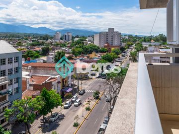 Departamento amoblado en venta de 2 dormitorios en Macrocentro