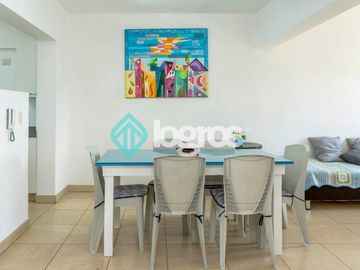 Departamento amoblado en venta de 2 dormitorios en Macrocentro