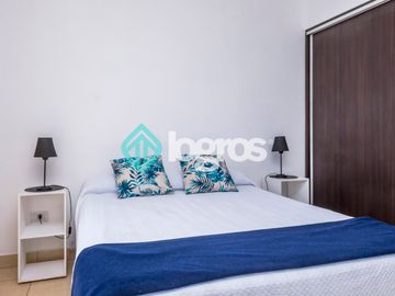 Departamento amoblado en venta de 2 dormitorios en Macrocentro