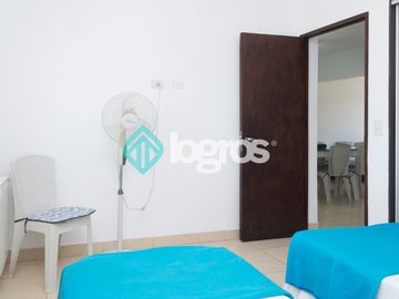 Departamento amoblado en venta de 2 dormitorios en Macrocentro