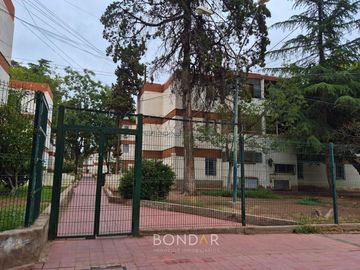 OPORTUNIDAD- DEPTO APTO CREDITO B° LAPRIDA