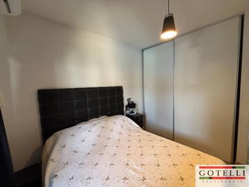 Venta Monte Grande Barrio Mirasoles Casa de 3 Dormitorios, Galeria y Piscina
