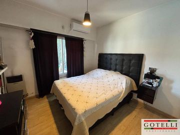 Venta Monte Grande Barrio Mirasoles Casa de 3 Dormitorios, Galeria y Piscina