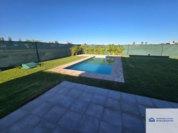 Casa en venta de 3 dormitorios en Lunlunta