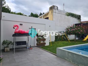 Casa en venta de 4 dormitorios en Grand Bourg - Apta Credito