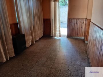 Casa en venta de 2 dormitorios c/ cochera en 9 de Julio