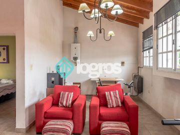Casa en venta de 3 dormitorios en Barrio San Carlos