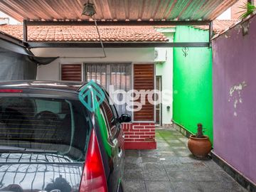 Casa en venta de 3 dormitorios en Barrio San Carlos