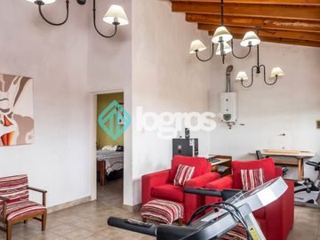 Casa en venta de 3 dormitorios en Barrio San Carlos
