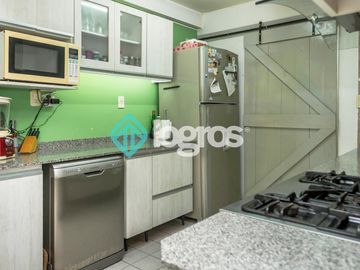 Casa en venta de 3 dormitorios en Barrio San Carlos
