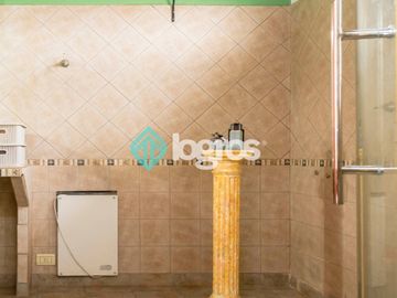 Casa en venta de 3 dormitorios en Barrio San Carlos