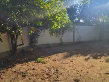 OPORTUNIDAD- 2 PROPIEDADES EN 1 B° SANTA ANA