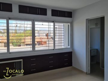 Departamento en venta de 3 dormitorios c/ cochera en Guaymallén