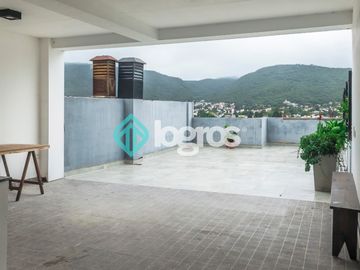 Departamento en venta de 2 dormitorios con cochera en Salta