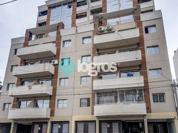 Departamento en venta de 2 dormitorios con cochera en Salta