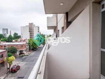 Departamento en venta de 2 dormitorios con cochera en Salta