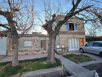 Casa en venta de 3 dormitorios c/ cochera en San Rafael