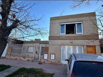 Casa en venta de 3 dormitorios c/ cochera en San Rafael