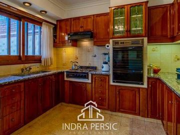VENTA APTO CRÉDITO Chalet San José Mar del Plata 4 ambientes con garaje y patio