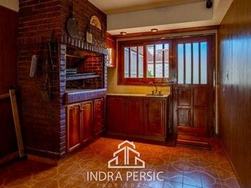 VENTA APTO CRÉDITO Chalet San José Mar del Plata 4 ambientes con garaje y patio